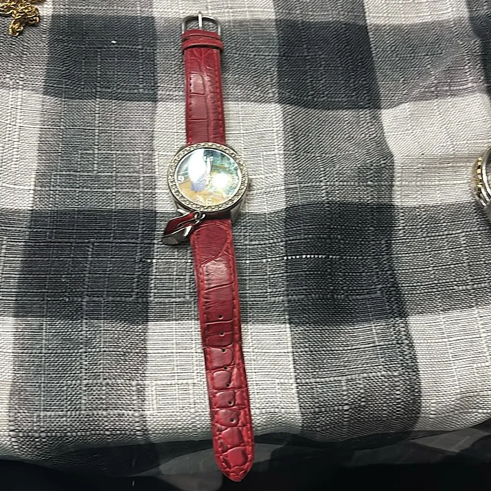 Vintage Wizard of Oz Watch, untested assume needs batteries, believe Avon - Image 2