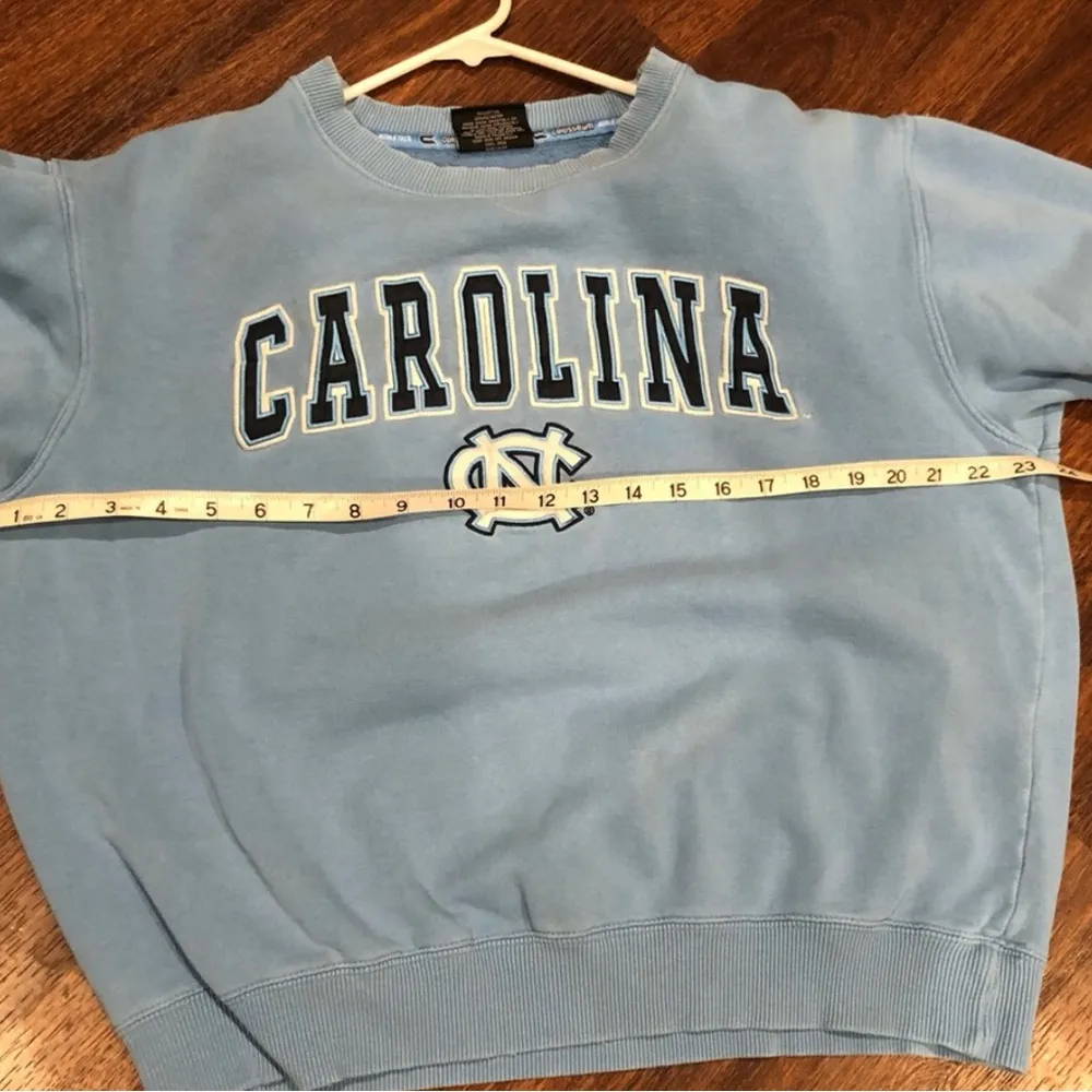 Vintage Carolina Blue North Carolina Tar Heels crewneck - size medium/large - Image 6