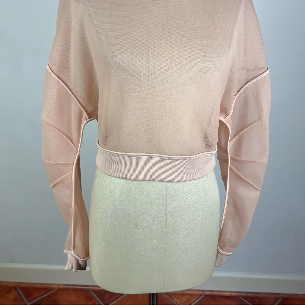 ALO Row Mesh Cropped Top in Rose Gold - Image 5