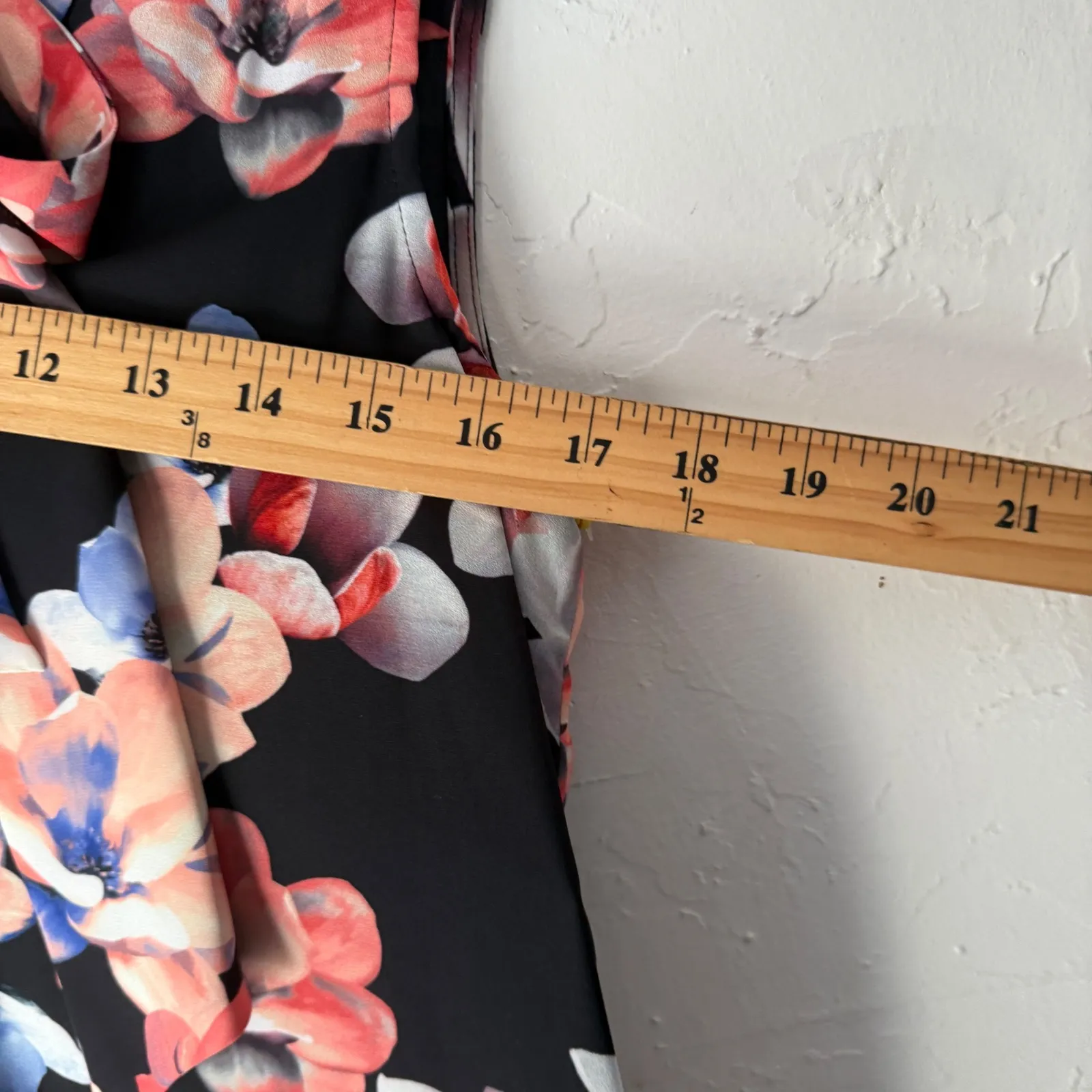 CeCe Nordstorm Black Floral Sleeveless Tie Neck Shirt Dress Size 2 Party Preppy - Image 5