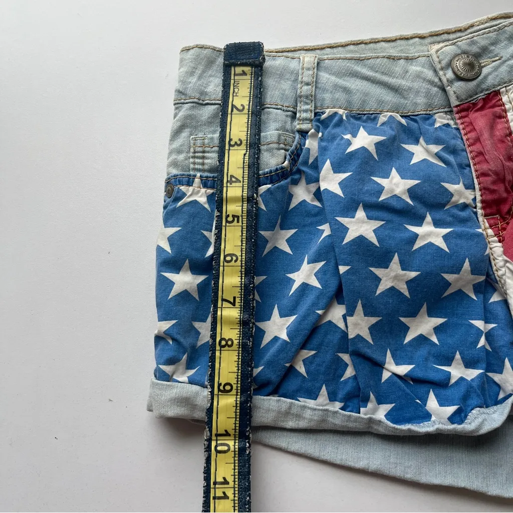 LEI Red, White, and Blue y2k 90’s Jean Shorts Red Size undefined - Image 9
