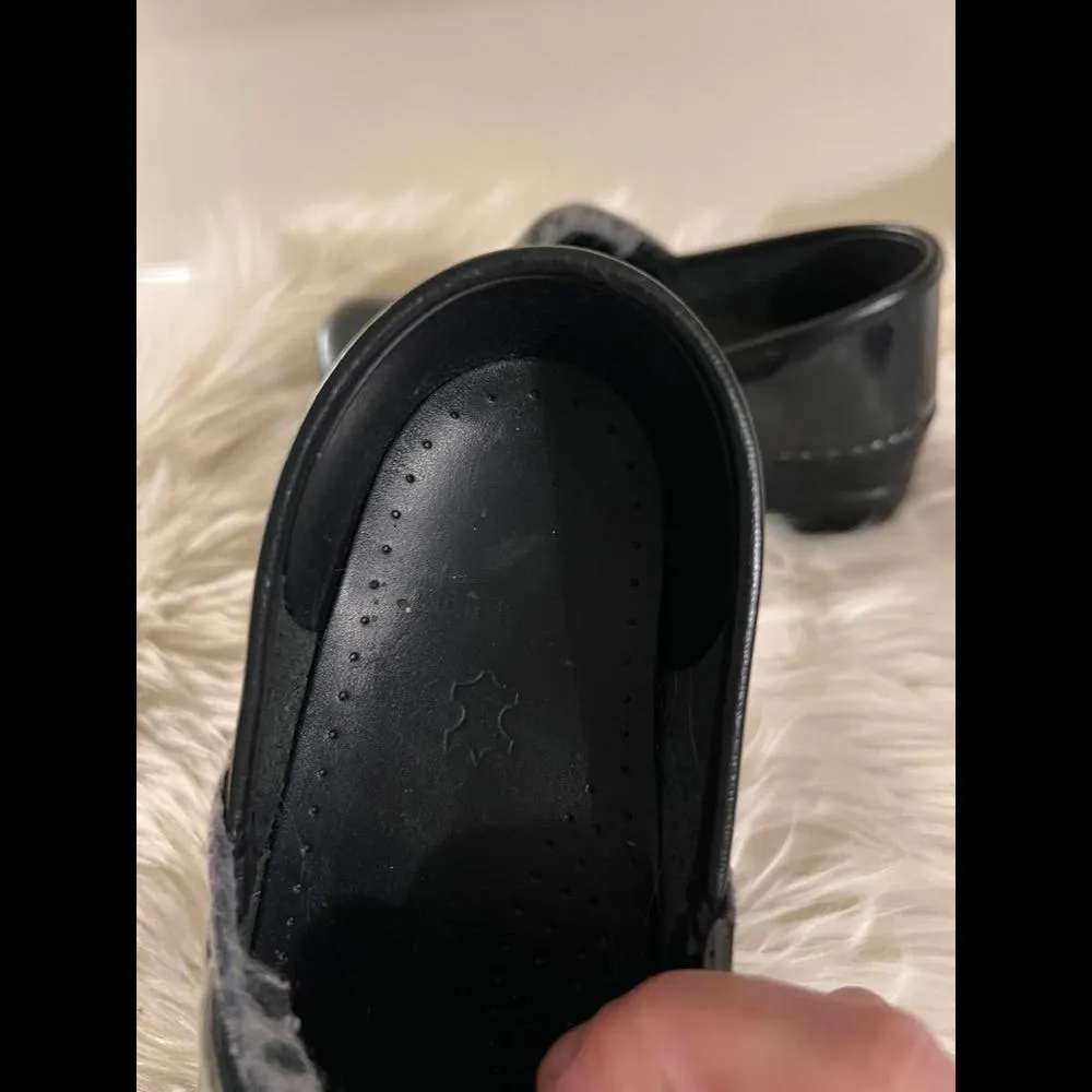 Dansko Professional Clogs - Dark Green Patent Leather size 37 - Image 9