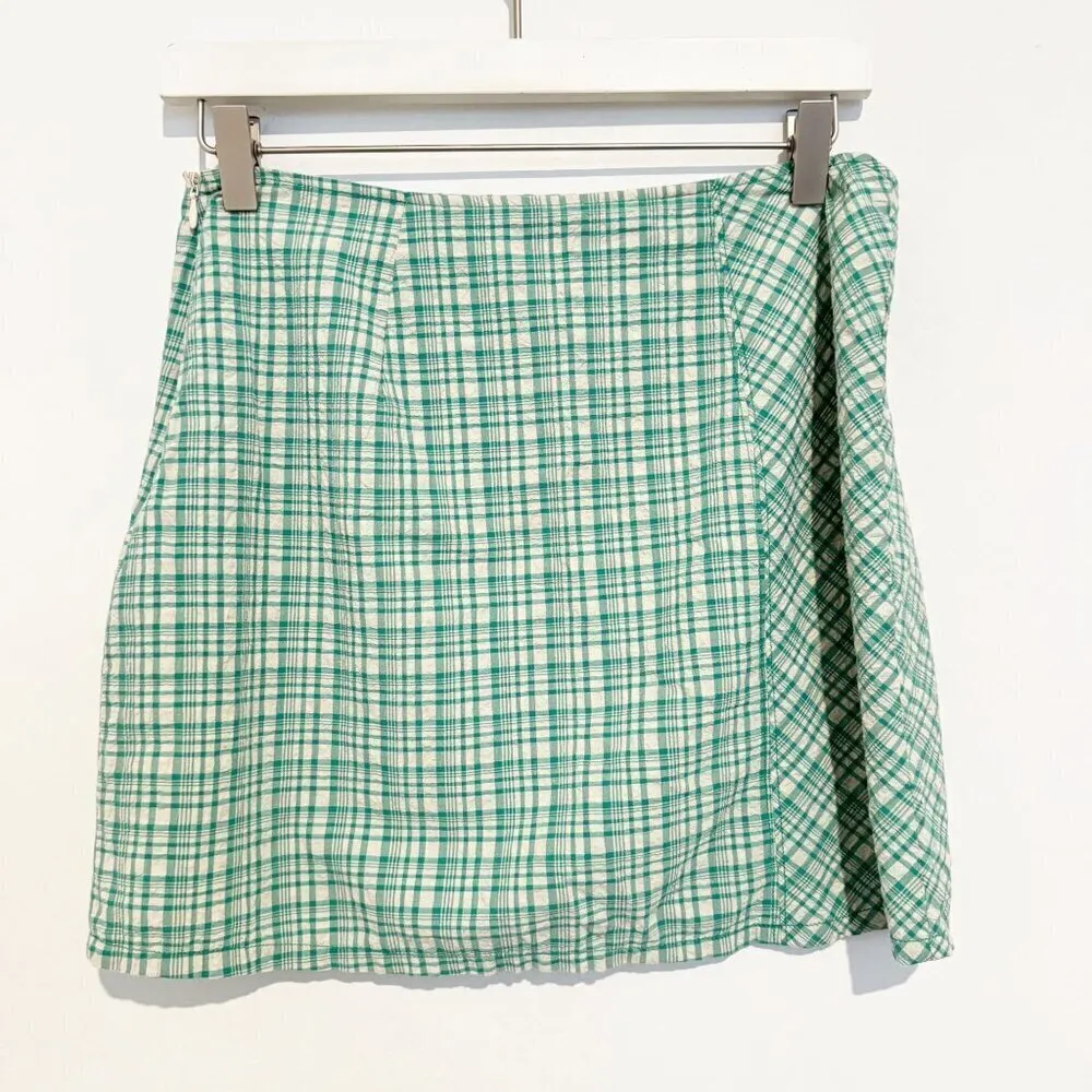 Urban Outfitters Women's Krista High Rise Plaid Mini Skirt in Green Size‎ Medium - Image 8