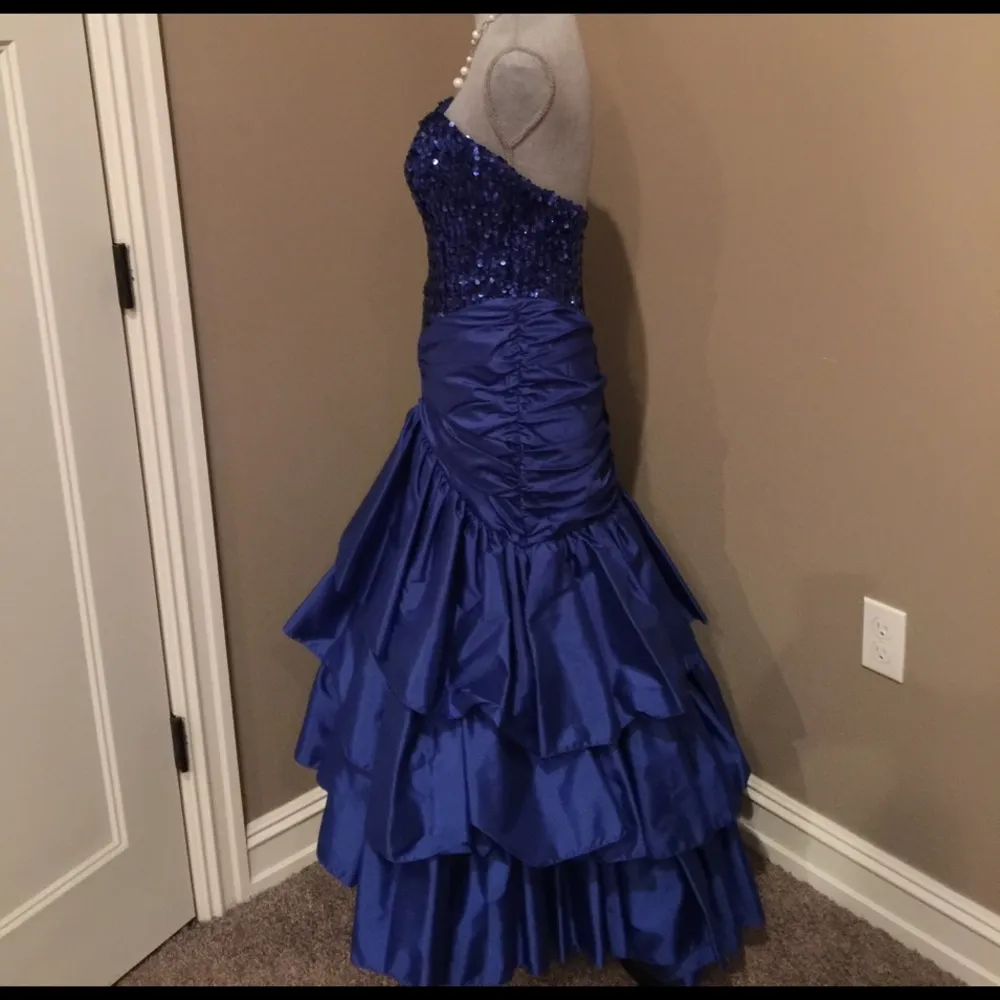 High low prom gown Blue Size 4 - Image 5