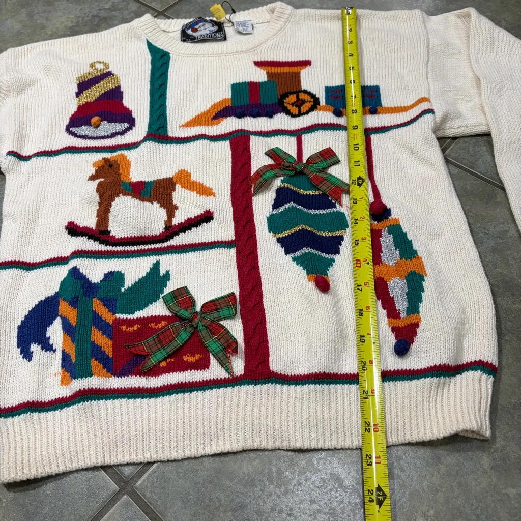 Holiday Traditions Sweater Womens L Christmas Santa Crewneck Horse Train Cute Red Size L - Image 6