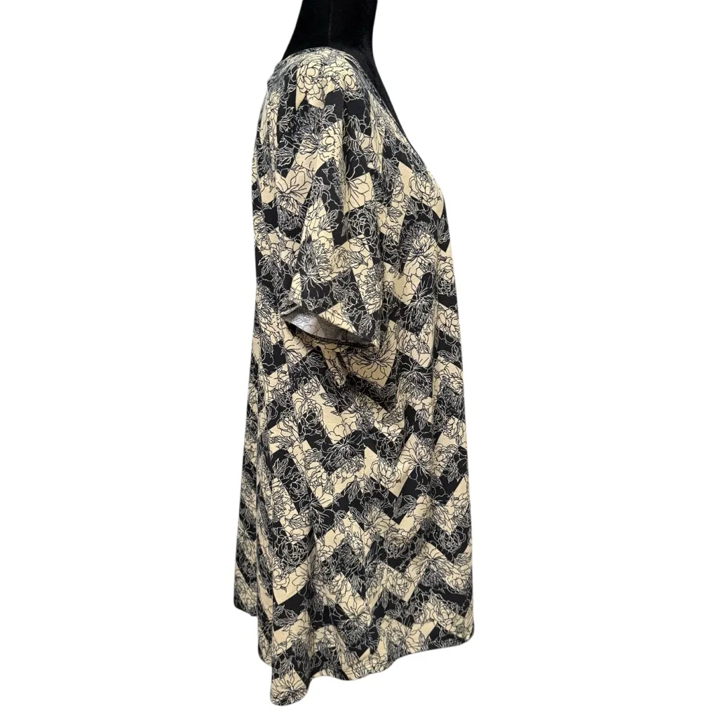 LuLaRoe Floral Chevron Print Tunic Top Black Beige Stretch Knit Shirt 3XL - Image 2