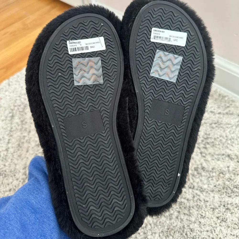 Aldo Fluffy slippers - Image 3