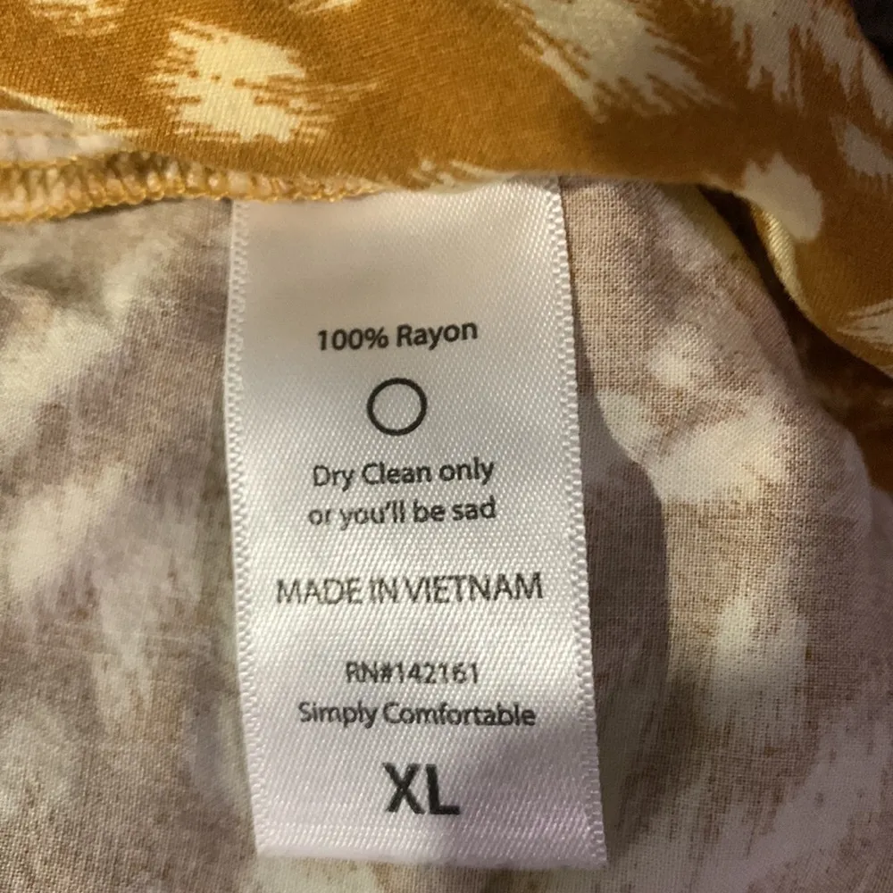 Lularoe Leopard Cheetah Amy Button Down Animal Print Yellow Cream Rare XL 7571 - Image 7