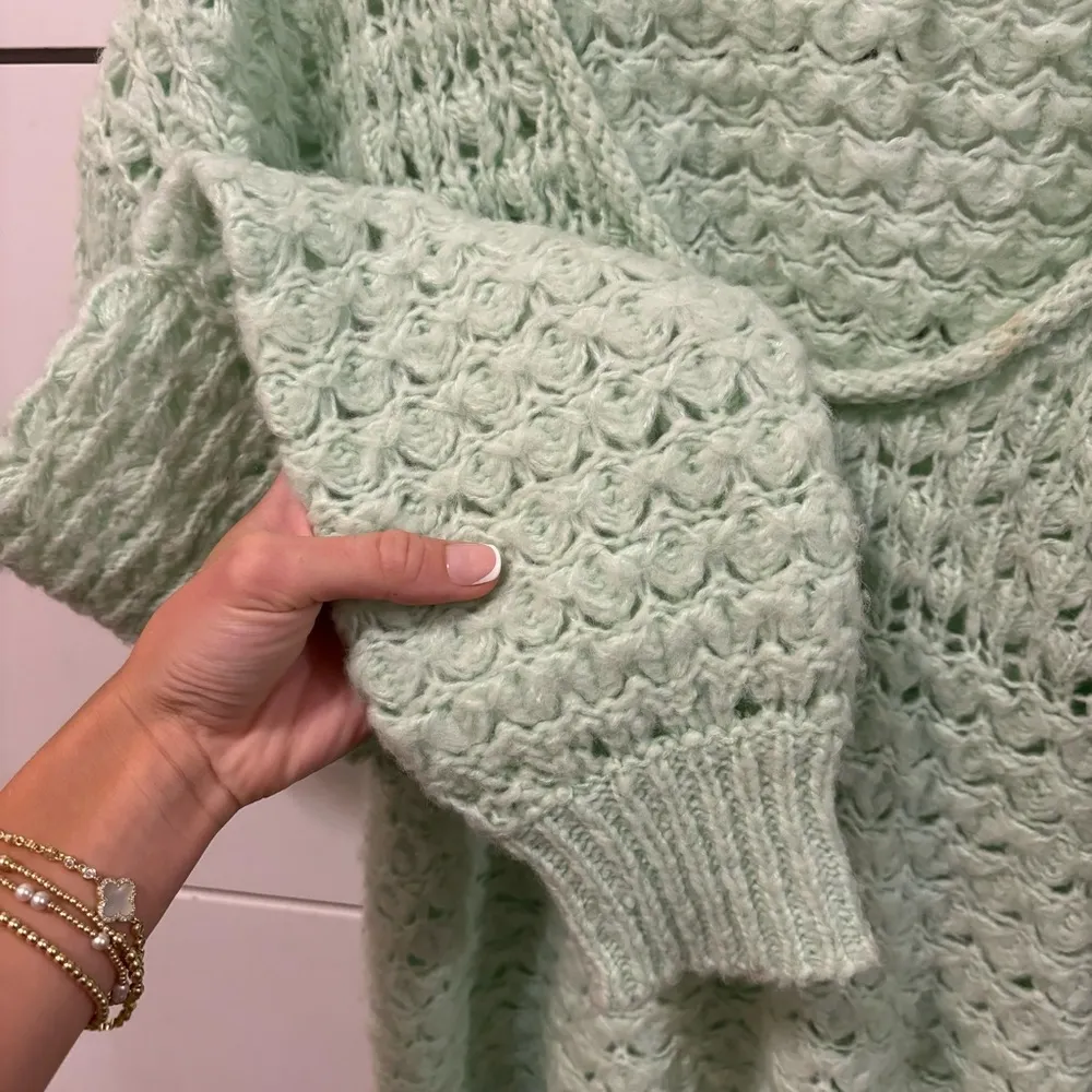 Free People Crashing Waves Pullover in Mint - Image 8