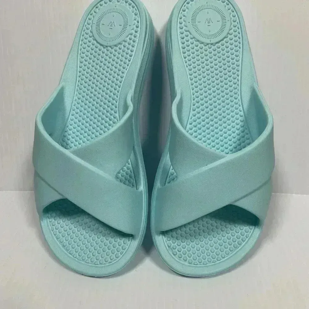 Totes Everywear Turquoise Cushioning Comfort Slip On Beach Sandals Size US 7‎ Blue - Image 3