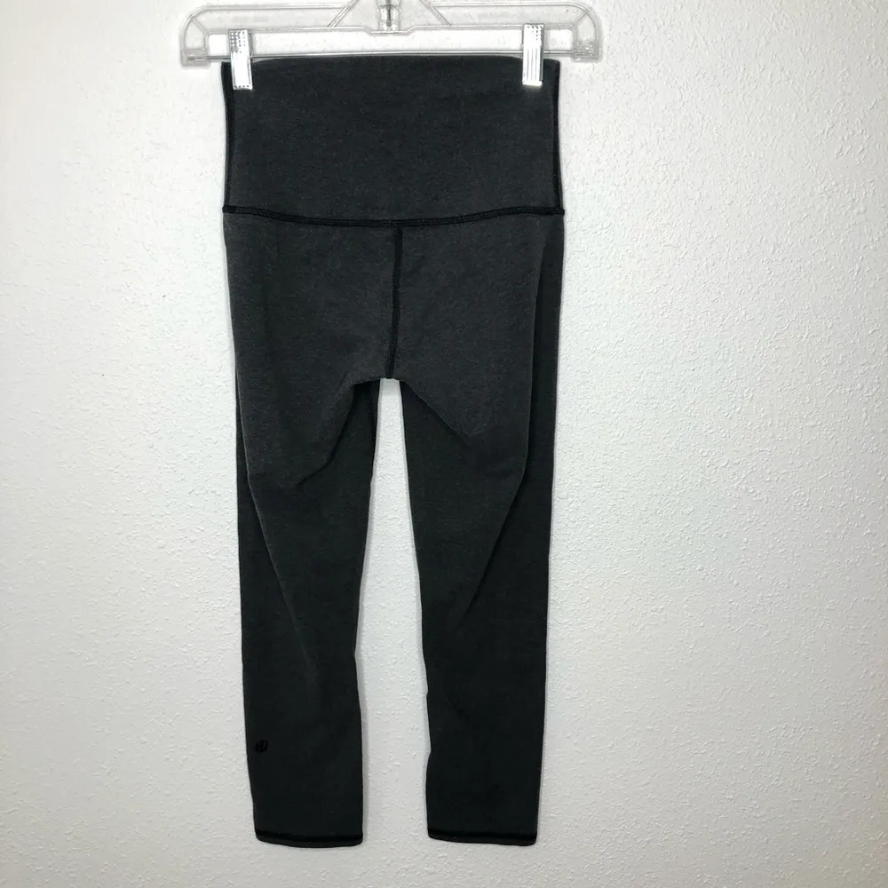 Lululemon  Wunder Under Crop Roll Down Gray Heather Charcoal Gray - Image 6
