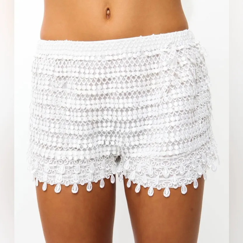 LULU’S White Lace Shorts 10” Size XS - Image 11