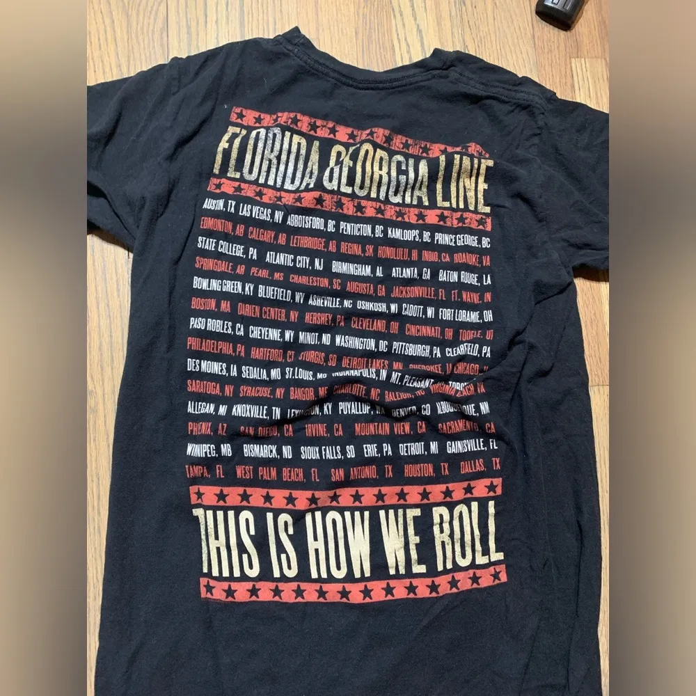 Tultex Florida Georgia Line shirt medium - Image 4