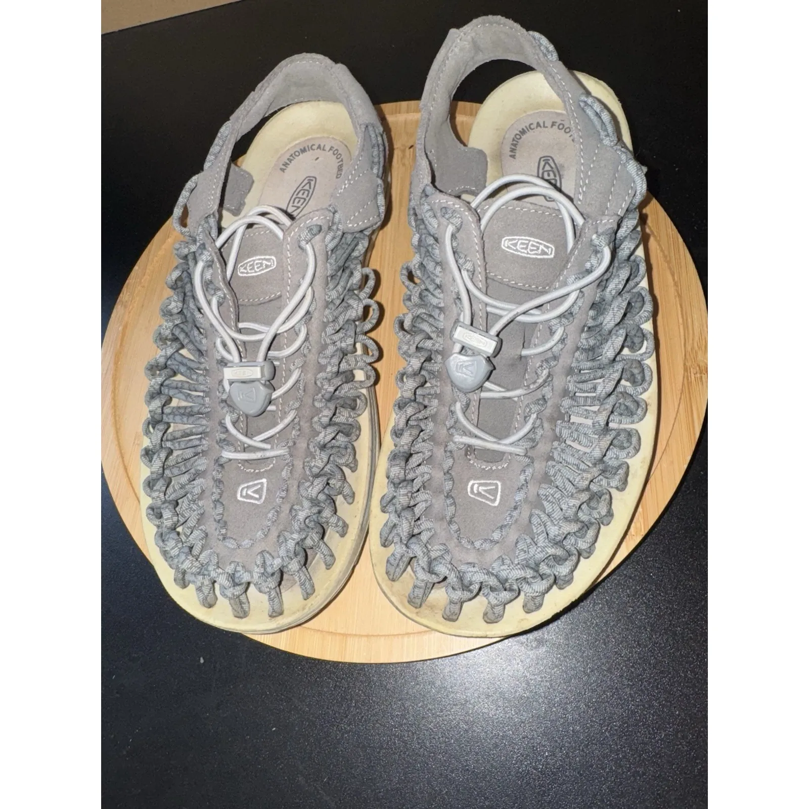 Keen Uneek Gray Women's 8 / 38.5 Cord Rope Hiking Water Sandals Shoes Outdoors - Image 3