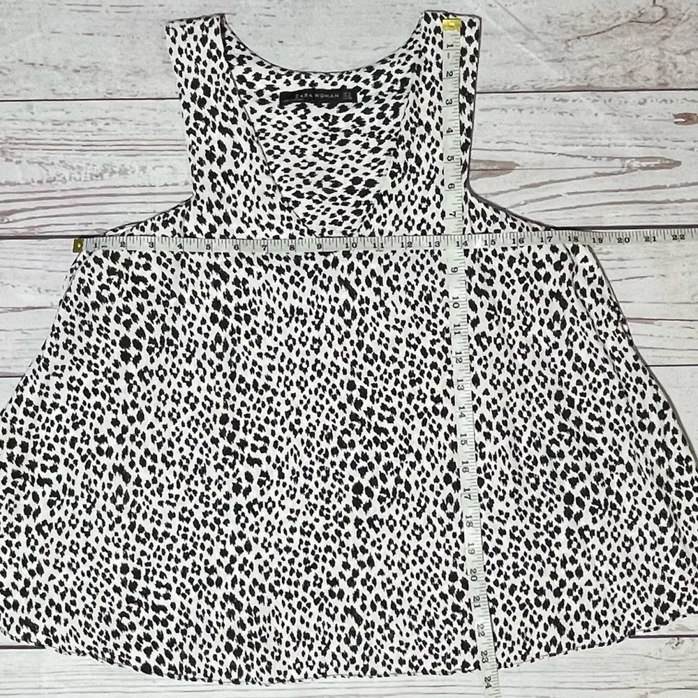 Zara  Black/White Jacquard  Leopard Cheetah Print sleeveless V Neck Size S - Image 11