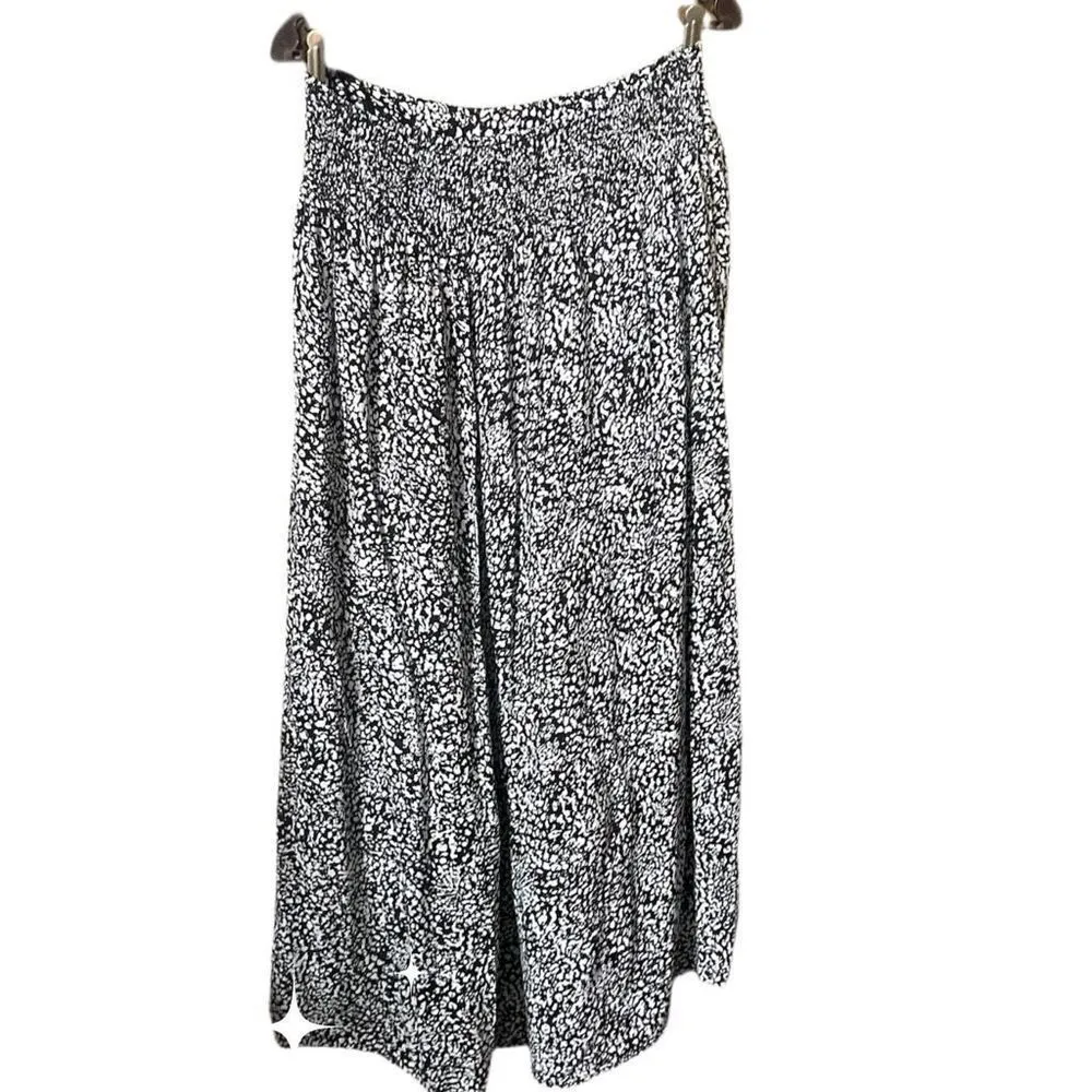 Japna size large high low midi skirt. Wide waist band faux wrap - Image 2