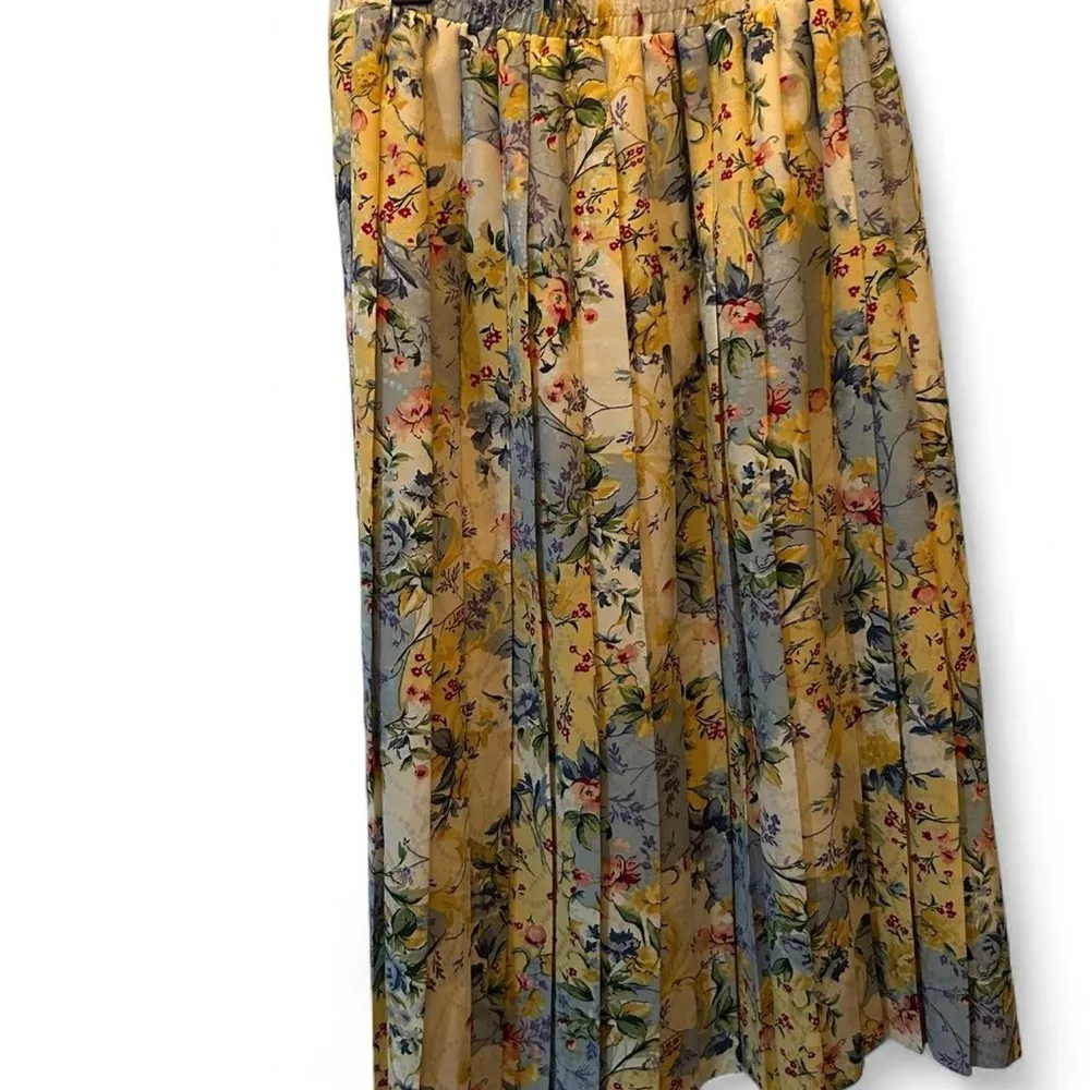 🌸 Floral Pleated Midi Skirt by Leslie Fay • Cottagecore Grandmacore • Size 12 - Image 6