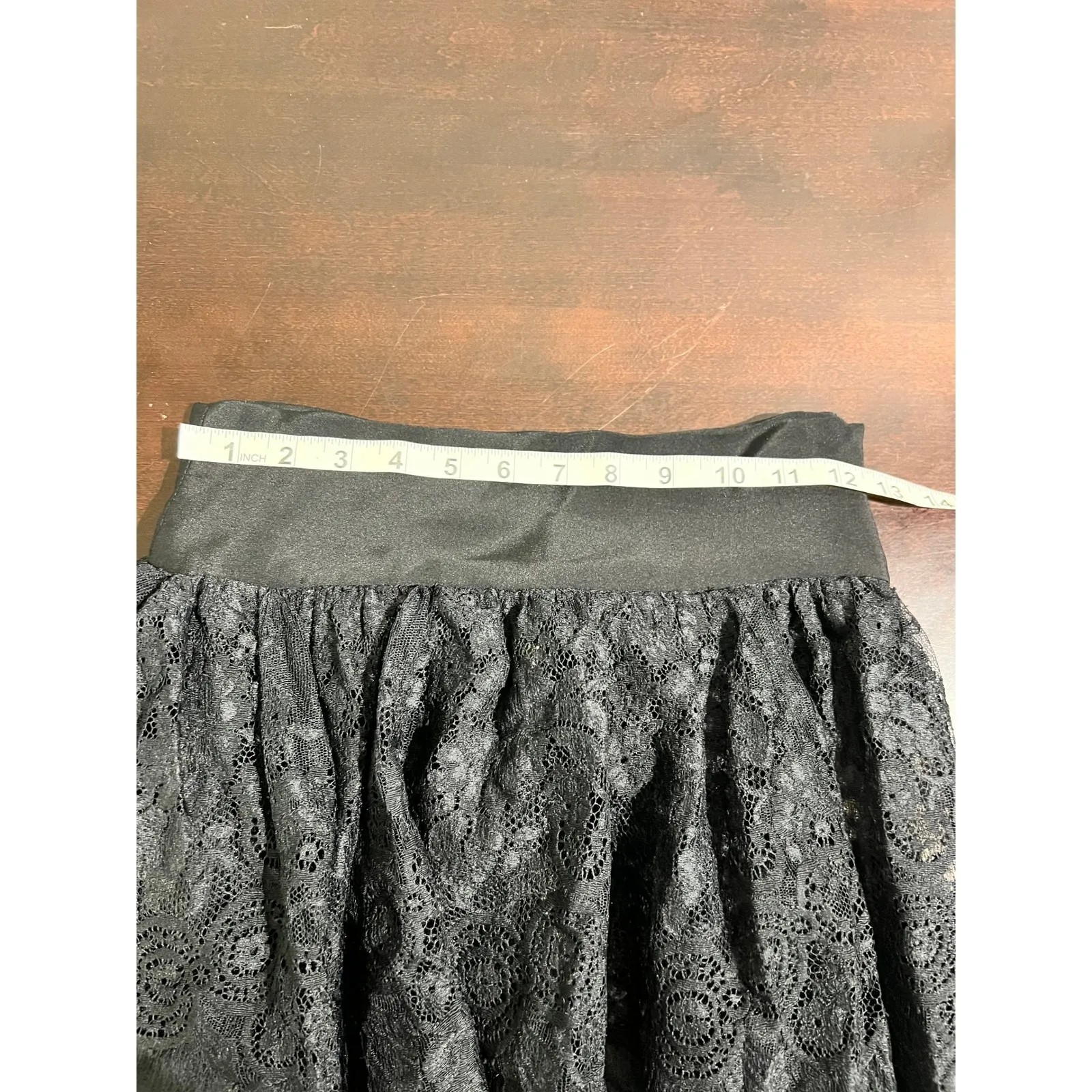 Black Lace Midi Skirt Lined Tiered Ruffle Hem Elastic Waist Size XS - Image 3