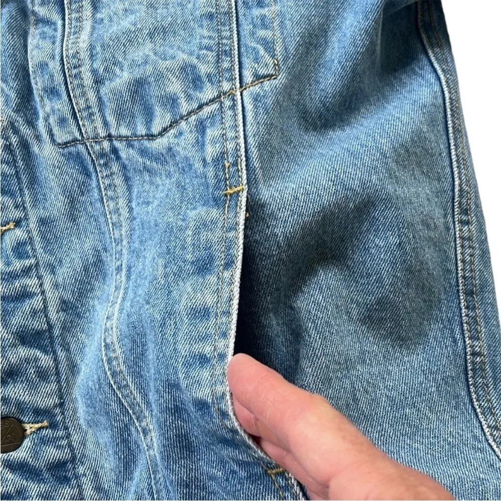 EUC Vintage Guess Georges Marciano Denim Jacket Size Medium - Image 7