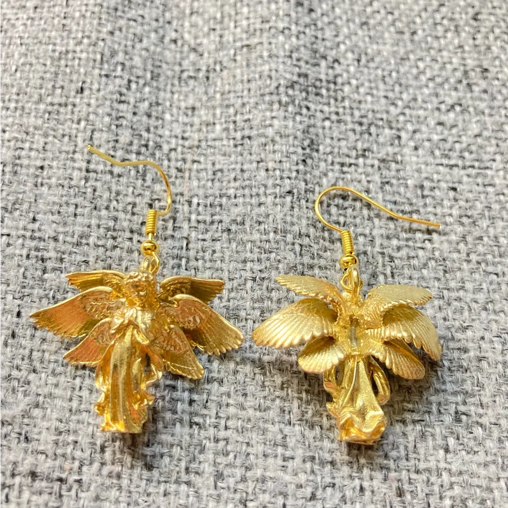 Aged Gold Angel Earrings Vintage Look Six Wings Baroque‎ Style Dangle new - Image 3