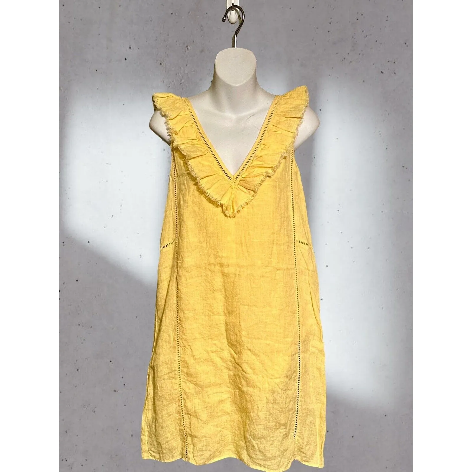 Faherty Ellis Sleeveless Ruffle Yellow Linen Shift Mini Dress Size Small EUC!!! - Image 4