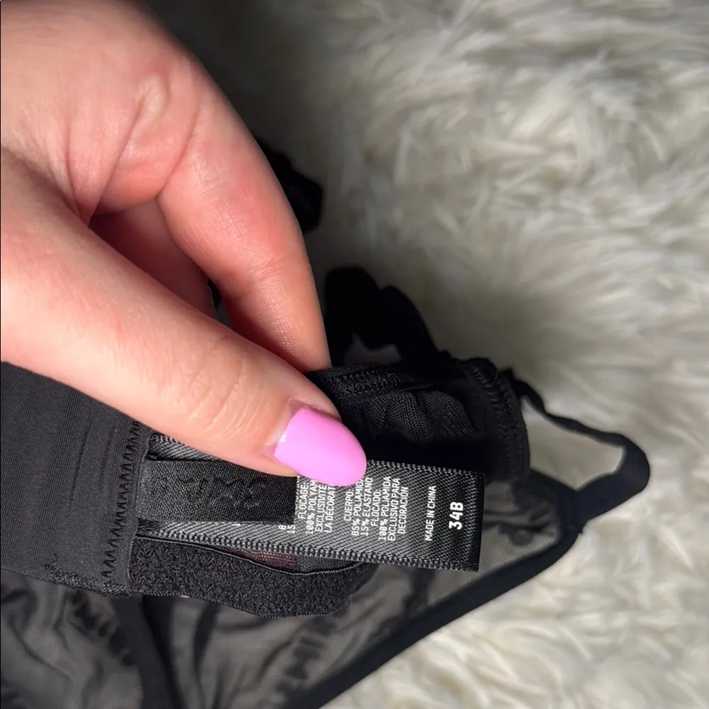 Skims Logo Mesh Bra - Image 4