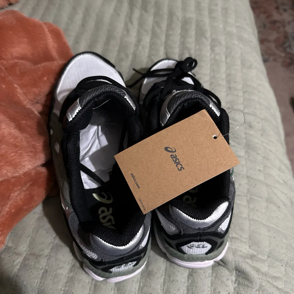 Asics Gel NYC - Image 2