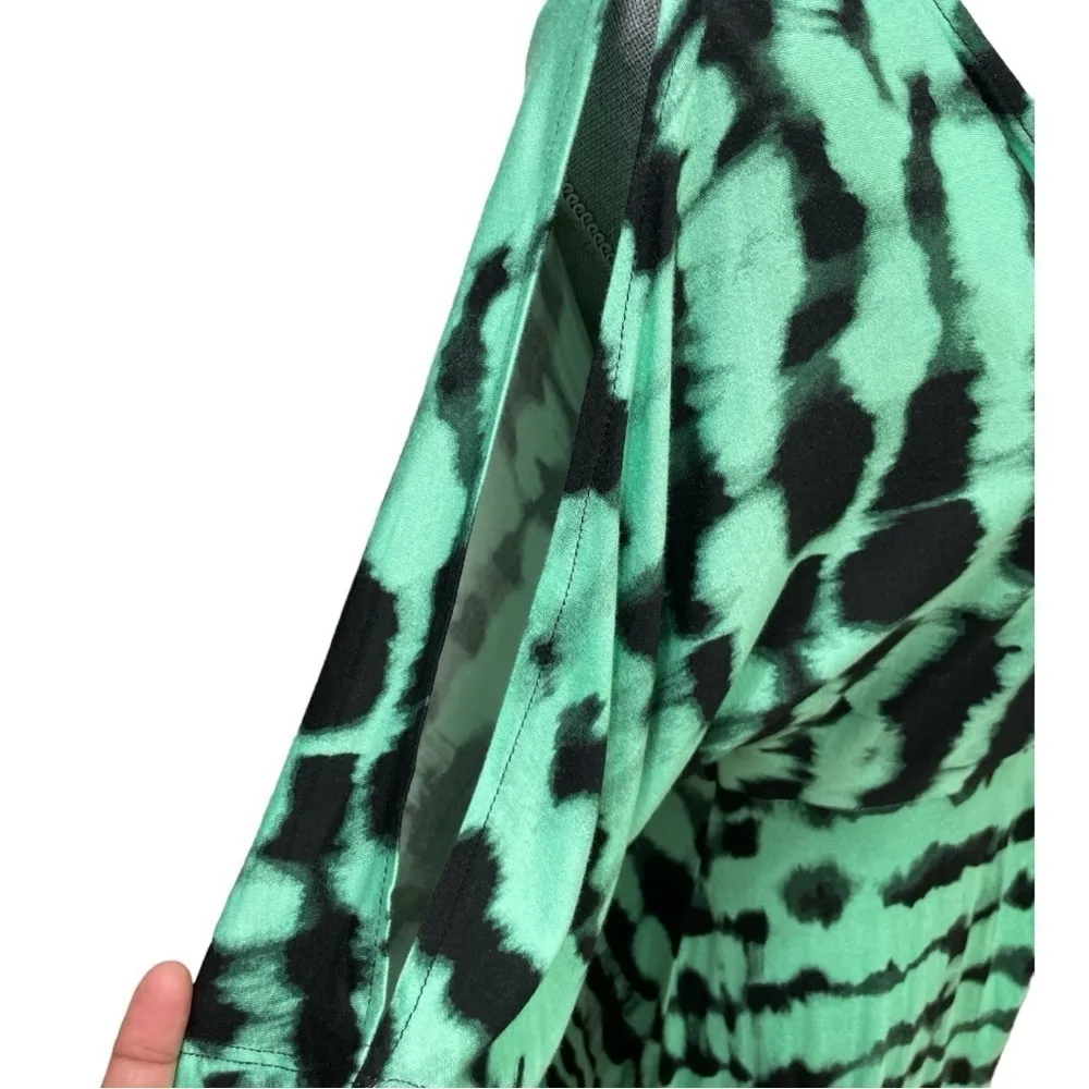 Belle Gray dress by Lisa Rinna, Green and Black tie dye design size M Size M - Image 8