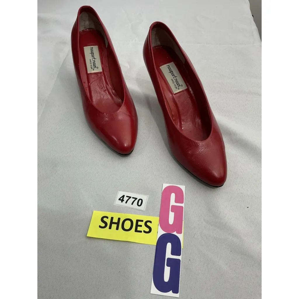 Womans Newport News Easy Style Slip On Pumps 7.5 W Red Pointed Toe Heels - Image 5
