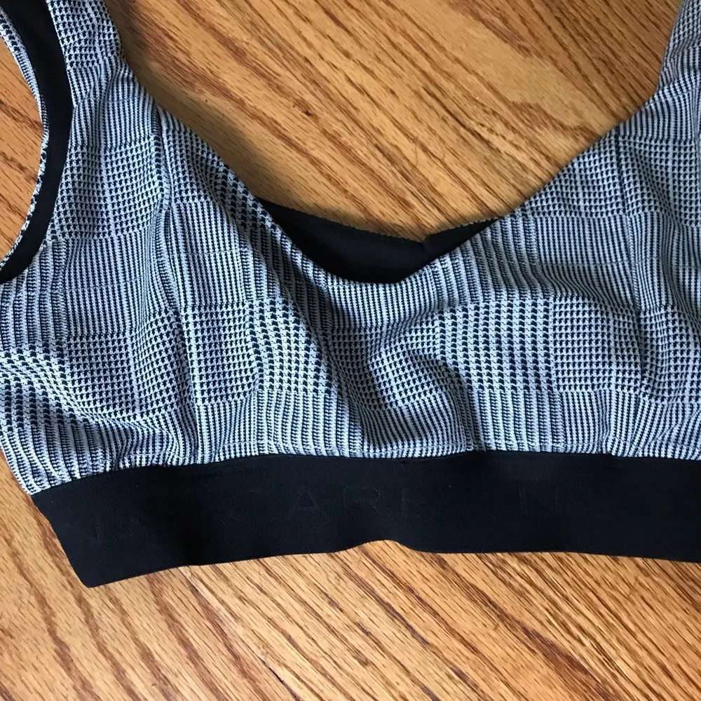 Carbon38 Black and White Bralette Size XS - Image 2