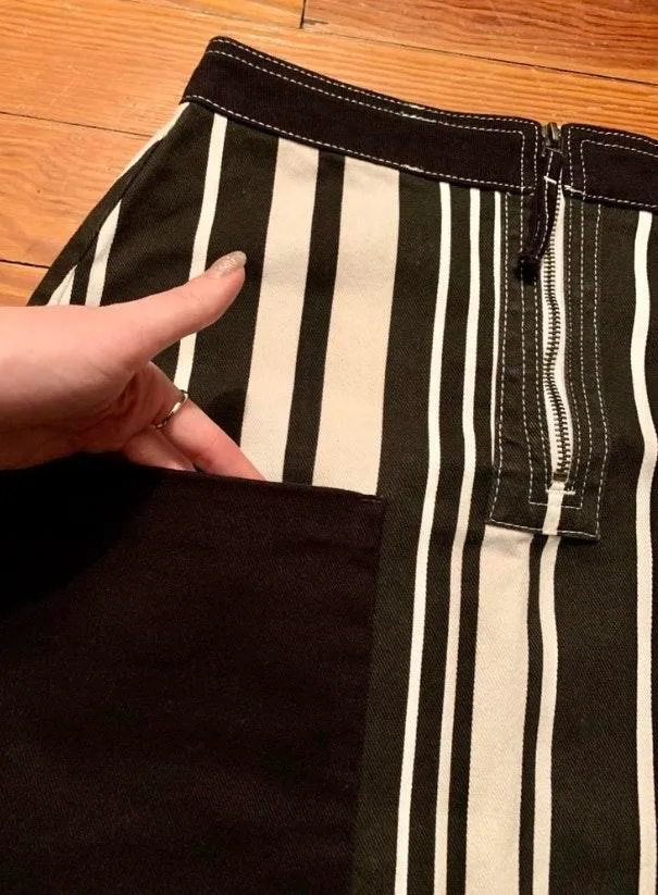 Urban Outfitters Skirt - Image 3