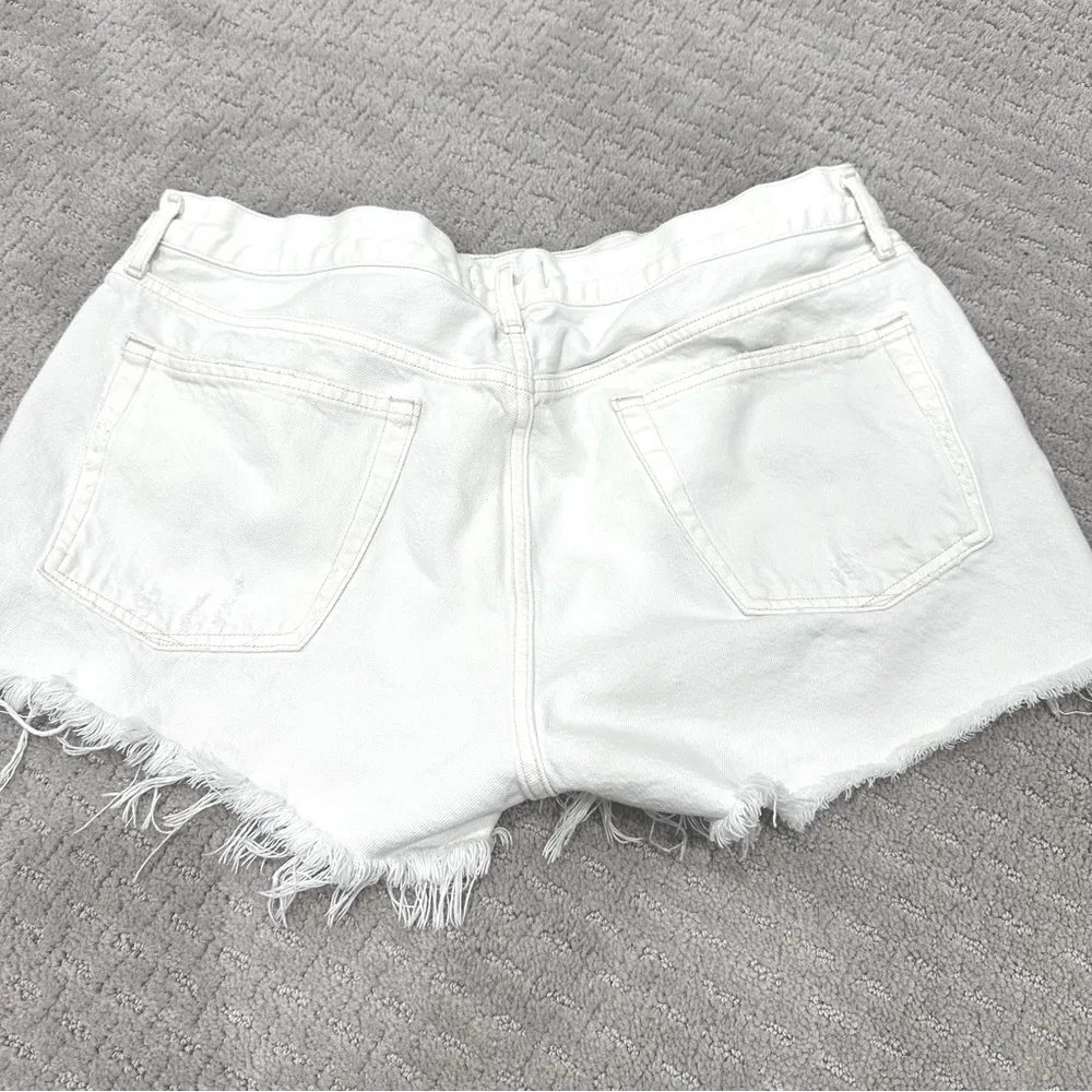 Agolde Parker Vintage Cut Off Shorts - White - Size 32 - Image 7