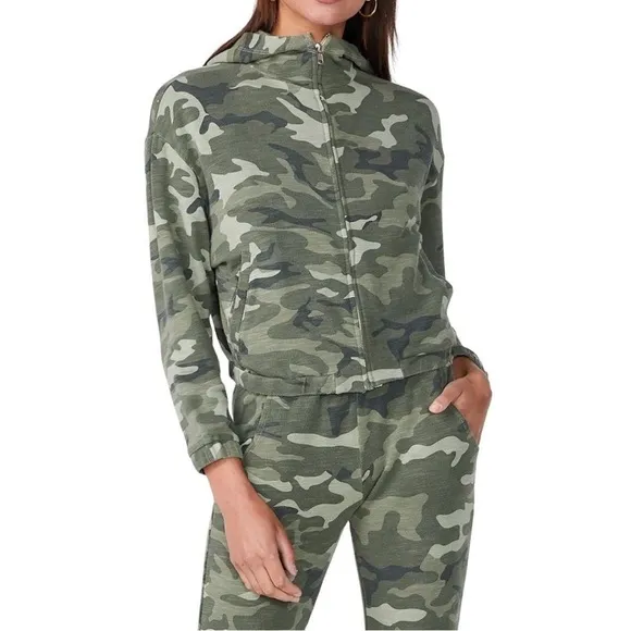 Monrow X Revolve Urban Zip Hoodie in Light Olive S NEW - Image 2