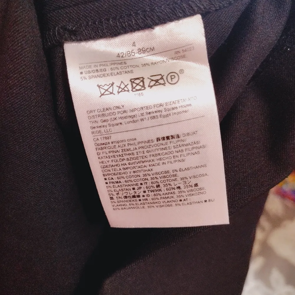 Banana Republic NEW  Sloan Pencil Skirt - Image 4