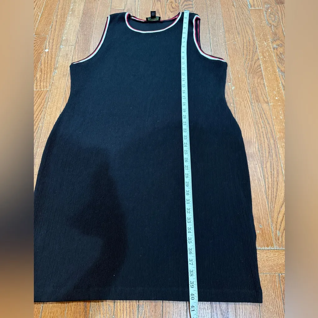 Forever 21 Black Top with Red and White Accents - Image 2