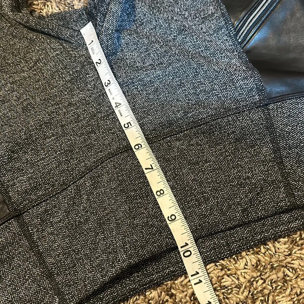 Athleta Herringbone Metro Drifter Leggings Medium Petite - Image 4