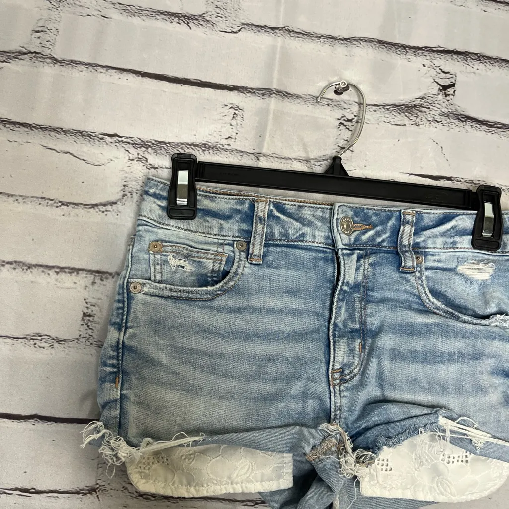 American Eagle Blue Jean Shorts Distressed Frayed Hem SZ 2 Biker High Waist Y2K - Image 3