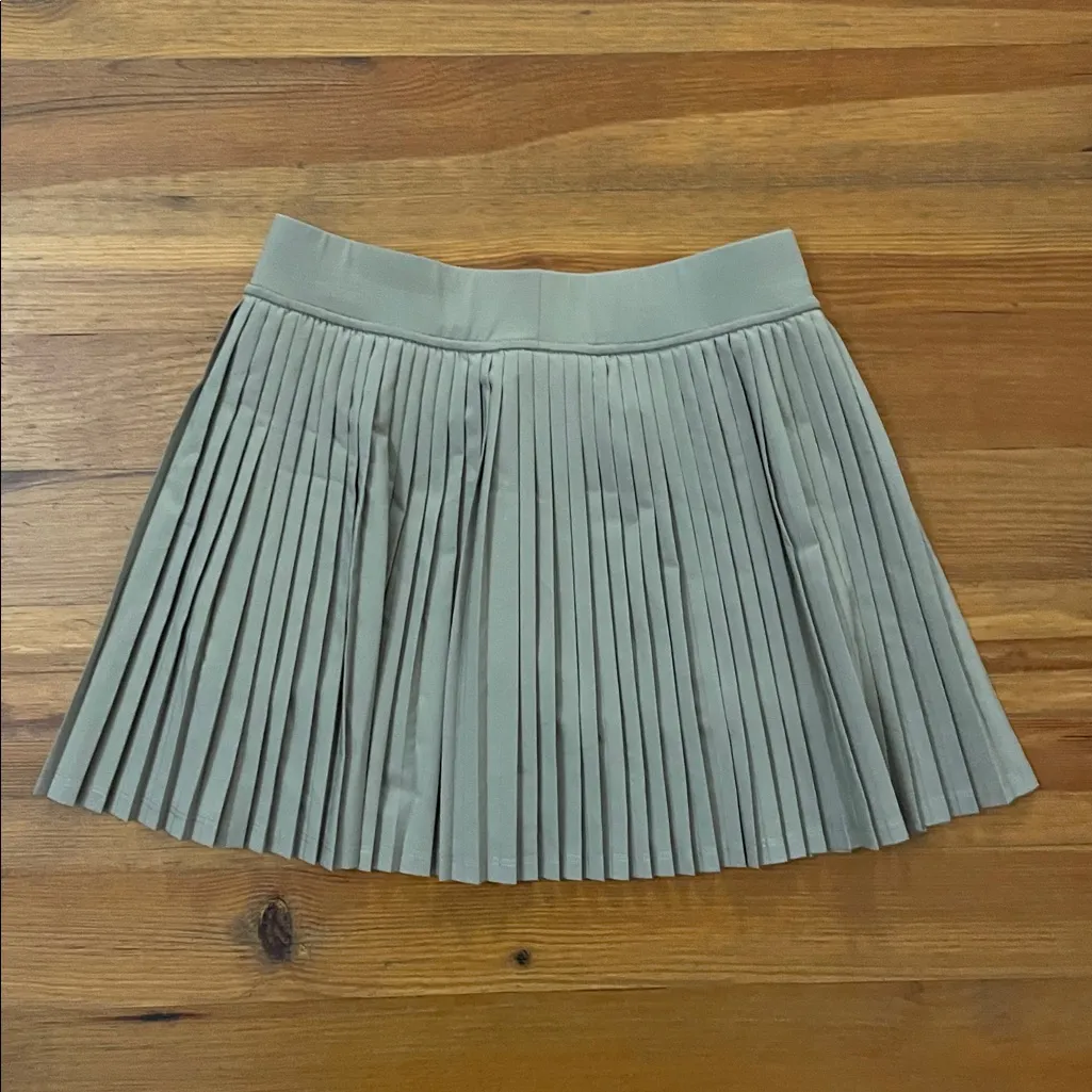 Anna & Ava Active Tan Pleated Tennis Golf Skort Skirt Womens Size Small NEW - Image 5