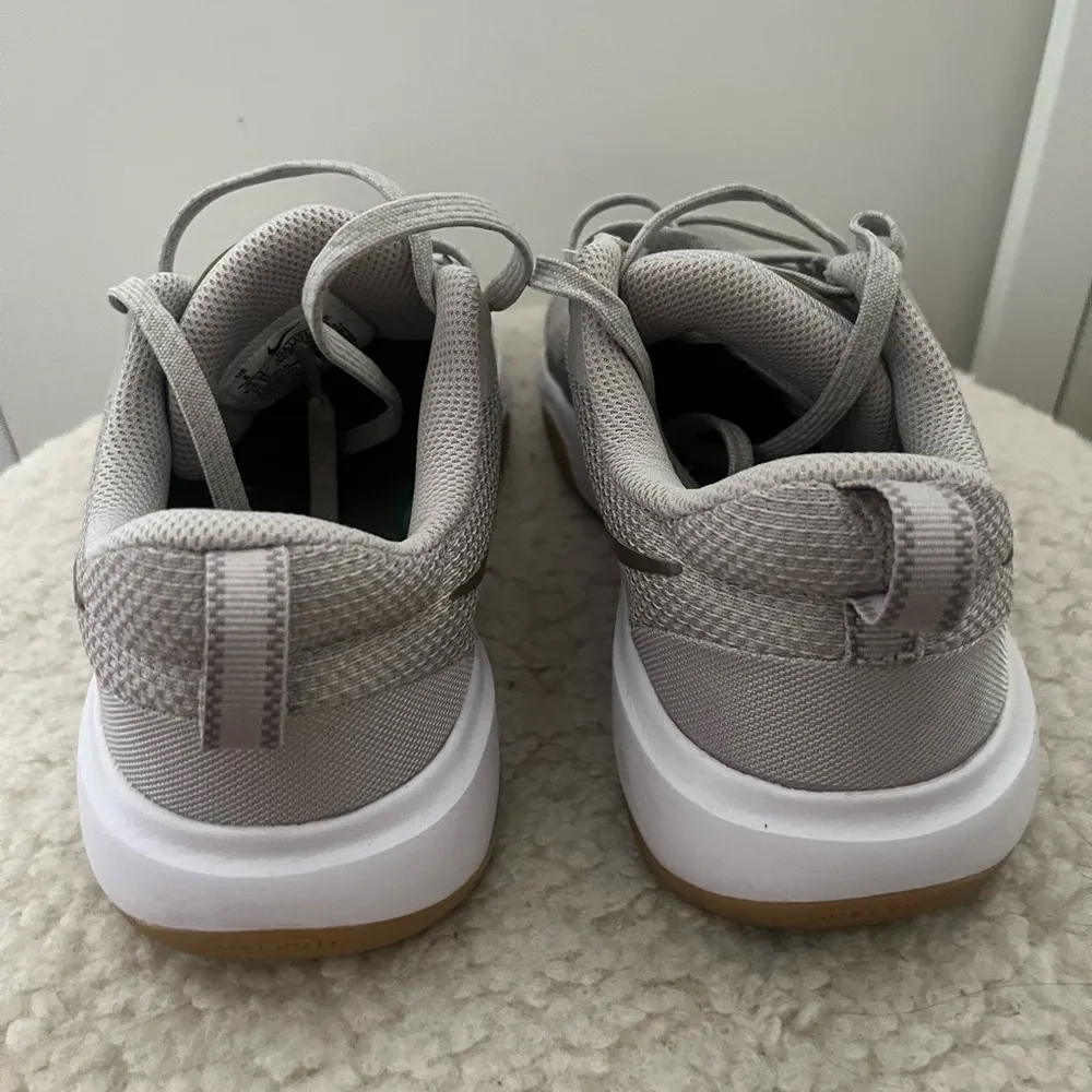 City Rep TR Training Shoes, men’s 6 / women’s 8 - Image 3