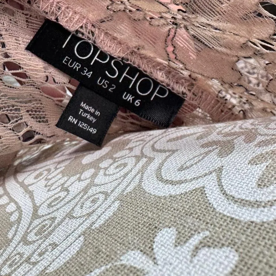 Top Shop Cropped Blush Pink T Shirt Sheer Lace Layer Going Out Romantic Floral - Image 5