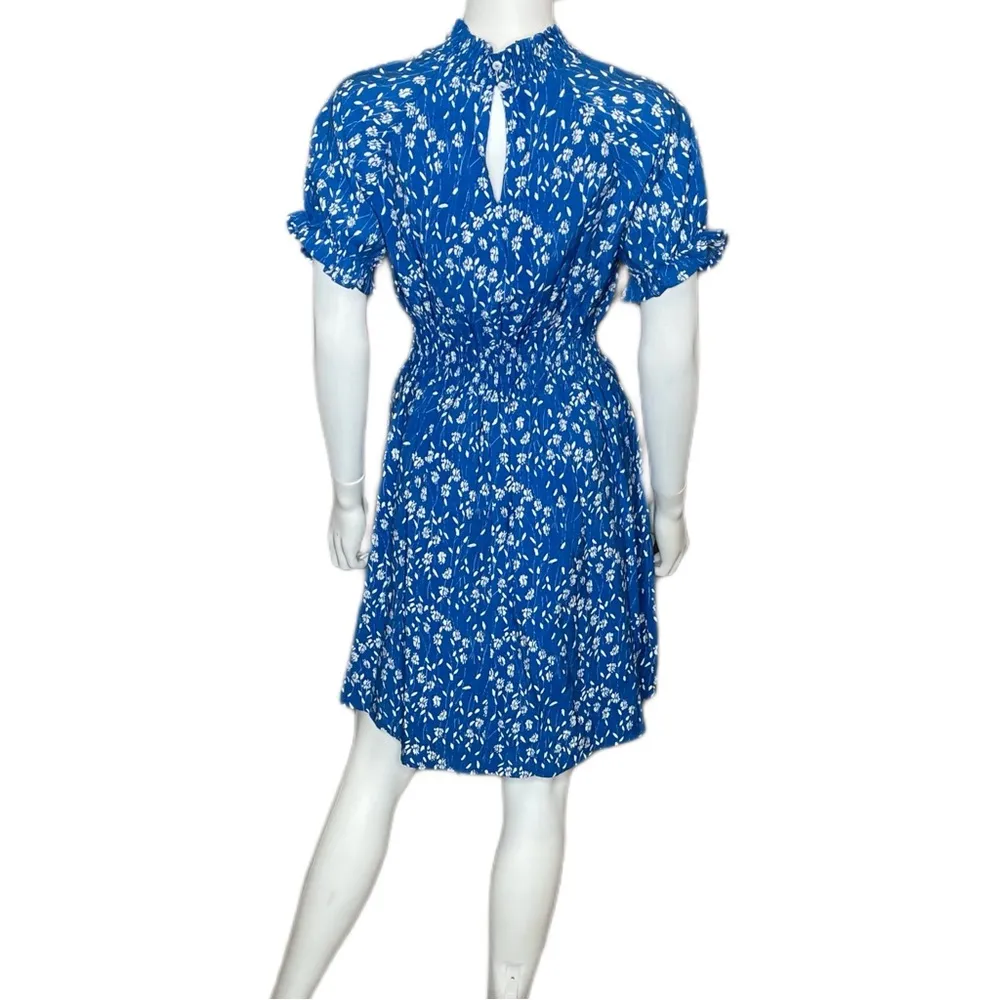 Hayden Floral Smocked Neck Mini Dress Blue Floral Women’s Sz M - Image 4