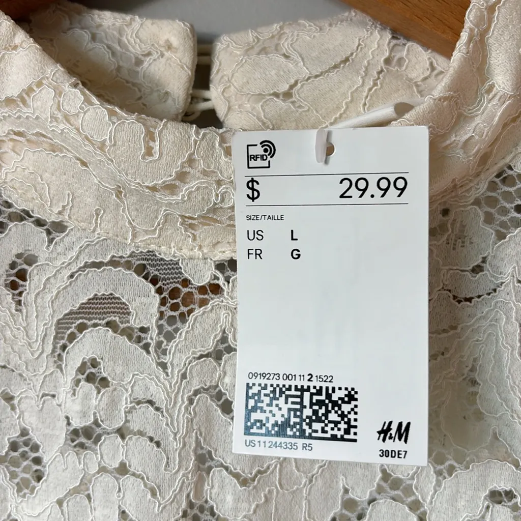 NWT H&M Lace Blouse button wrist detail mock neck Large Coquette Flirty Feminine - Image 3