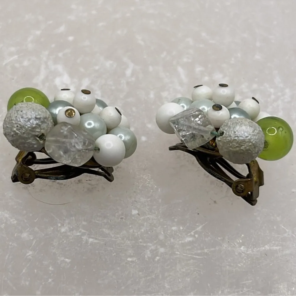 Japan cluster vintage clip on earrings green glass milk glass faux pearl style - Image 6