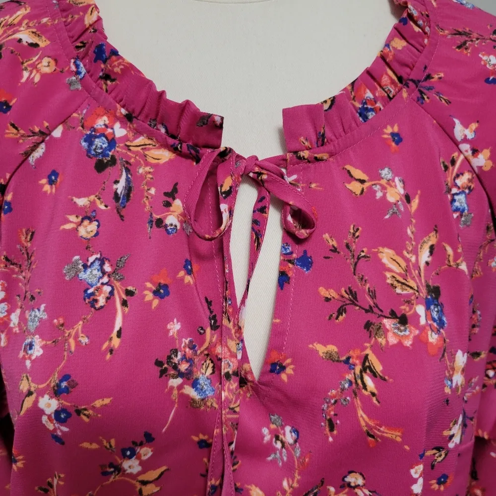 Du Jour Printed V - Image 4