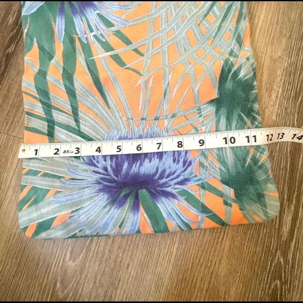 Kimichi Blue UO clutch with tassel NWT - Image 4