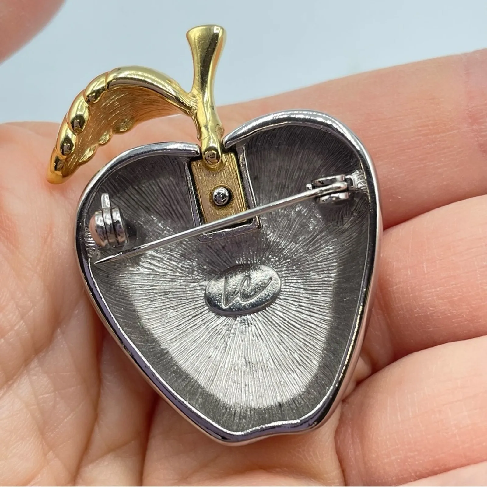 Vintage Liz Claiborne Silver & Gold Tone Apple Pin Brooch Teacher Gift - Image 3