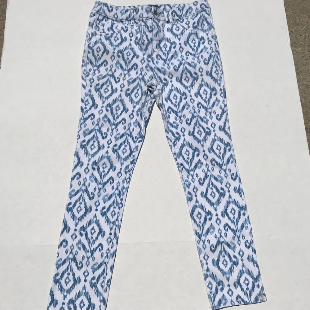 Chico’s So Slimming Blue/White Ikat Jeans - Image 8