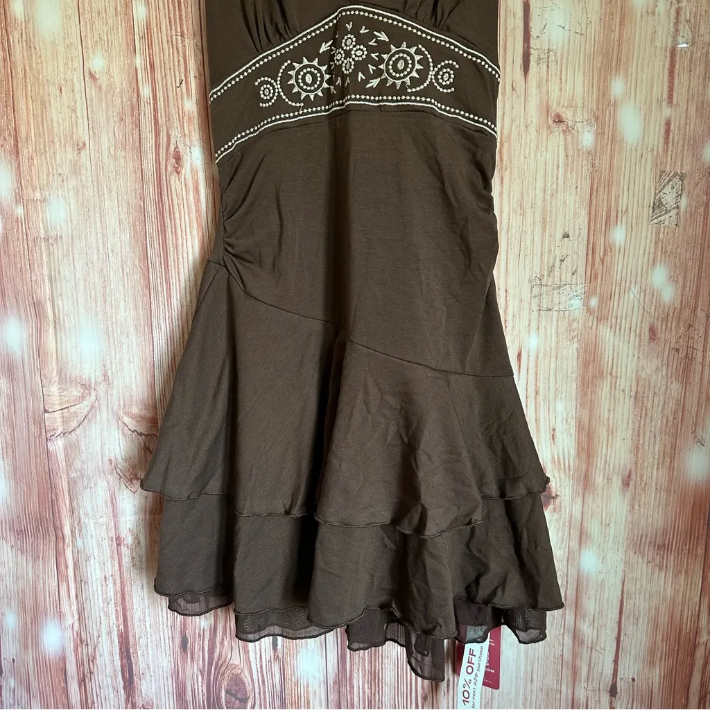 Romwe Brown The White Lotus Embroidered Detail Tiered Hem Halter Short Dress - Image 6