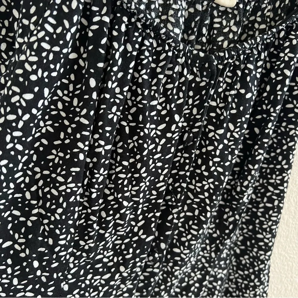 Roxy Black and White Boho Feminine Casual Dress Sweetheart Neckline Small - Image 3