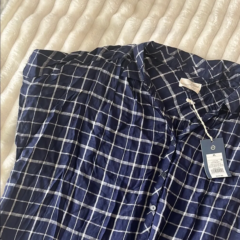 NWT Universal Thread Blue Checkered Women's Top - Image 2